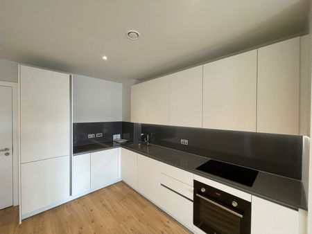 2 Bed Flat, Aspin Lane, M4 - Photo 5