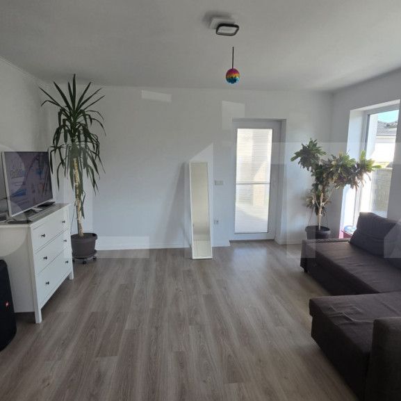 Casa cu 3 dormitoare, 110 mp, 450 mp teren, zona Dealul Furc - Photo 1