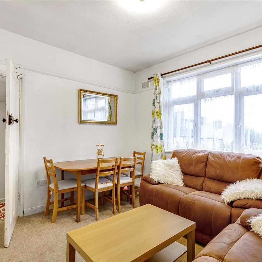 Blakenham Road, Tooting, SW17, London - Photo 1