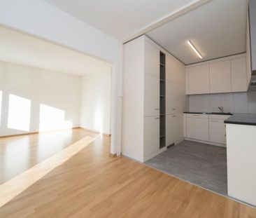 Renovierte, helle 3.5-Zimmerwohnung - Photo 5
