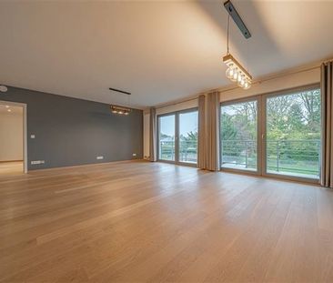 Appartement te huur - Foto 2