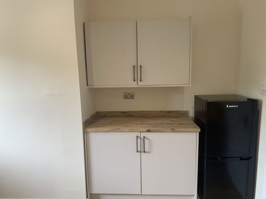 1 Bed Flat, Allison Street, G42 - Photo 1