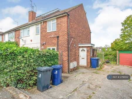 4 bedroom maisonette to rent - Photo 4