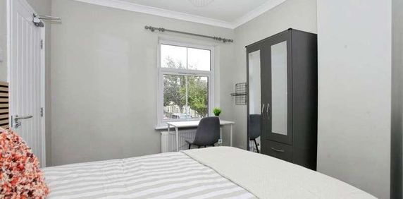 West Parade, Peterborough, PE3 - Photo 2