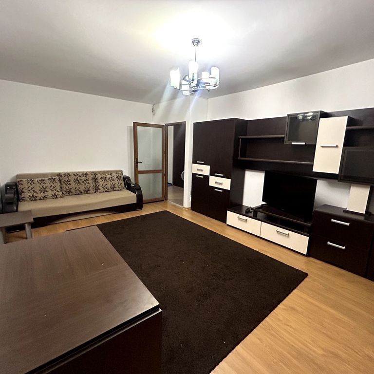 Garsoniera Nicolae Grigorescu- Basarabia 8 minute de metrou - Photo 1