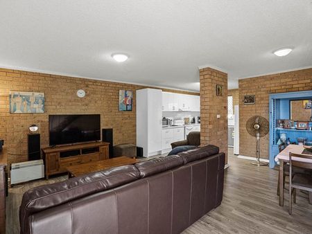 Lakeside Living Just 400m from the Water - Photo 4