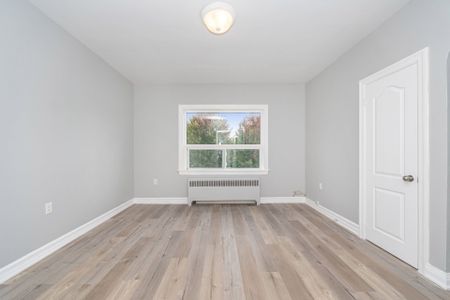 For Lease - 486 Holtby Avenue Unit# 3, Burlington, Ontario - Photo 2