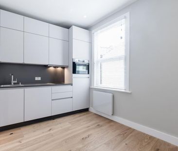 Ground floor flat to rent - Photo 4