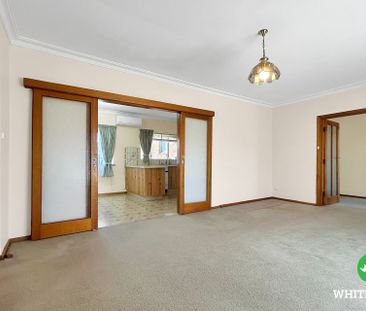 10 Ingleside Road, Queanbeyan NSW 2620 - House For Rent | Domain - Photo 2