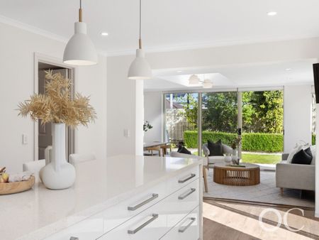 Open the Door to Beachside Brilliance - Photo 3