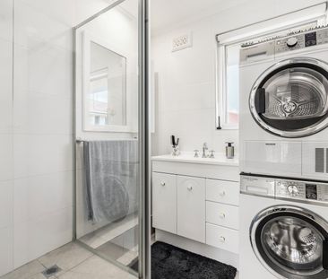 BEACH & CREEK SIDE LIVING - best of both worlds! - Photo 3