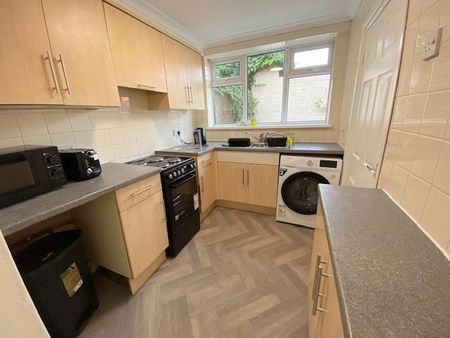 1 bedroom end of terrace house to rent - Photo 4