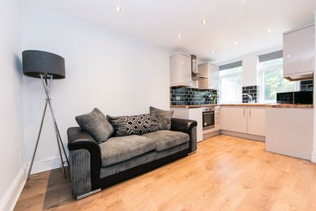 B Hartley Avenue, Woodhouse, Leeds - Photo 4