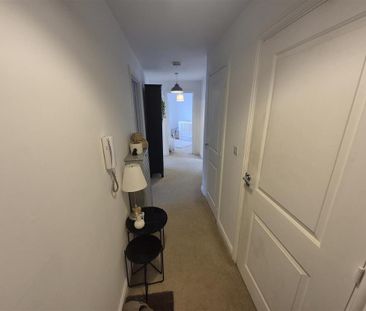 2 bedroom flat to rent - Photo 6