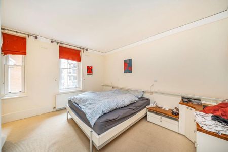3 bedroom flat to rent - Photo 4
