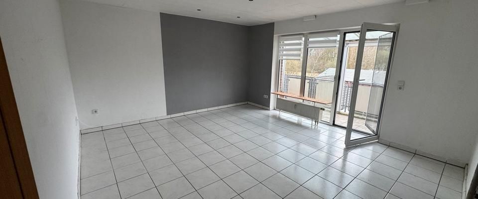 2.0G 3 Zimmer Wohnung mit Markisen Loggia/ privater Stellplatz - Foto 1