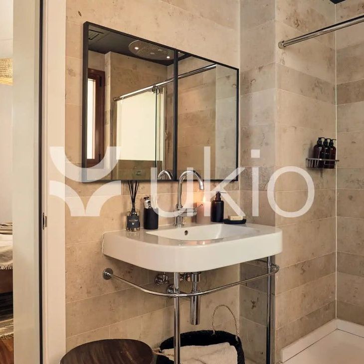 Barcelona Capital, Catalonia 08007 - Foto 1