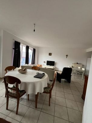 Gezellig, goed gelegen appartement met 2 slaapkamers vlakbij het centrum van Geel! - Foto 1