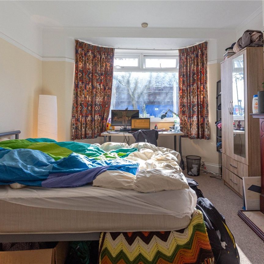 Monks Park Avenue, - Photo 1