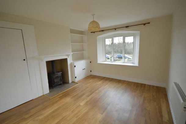 3 bedroom semi-detached house to rent - Photo 1