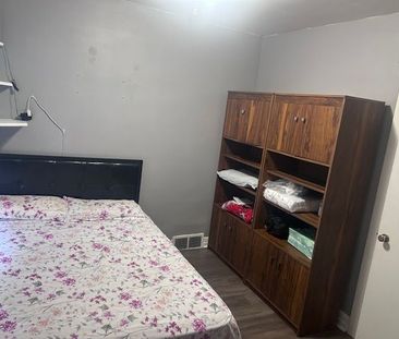 For Lease - 37 Hope Avenue, Hamilton, Ontario - Photo 2