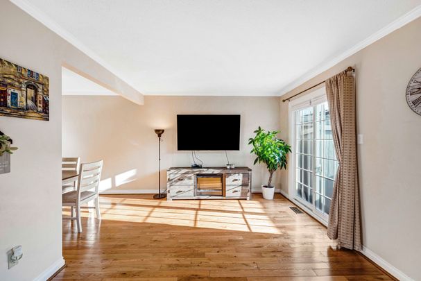 For Lease - 2232 Upper Middle Road Unit# Unit - 4, Burlington, Ontario - Photo 1