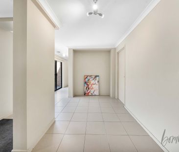 Spacious Family Home for Rent in the Heart of Epping - Photo 6