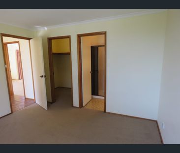 6 Hatton Gardens, Sandy Bay, Tas 7005 - Photo 4