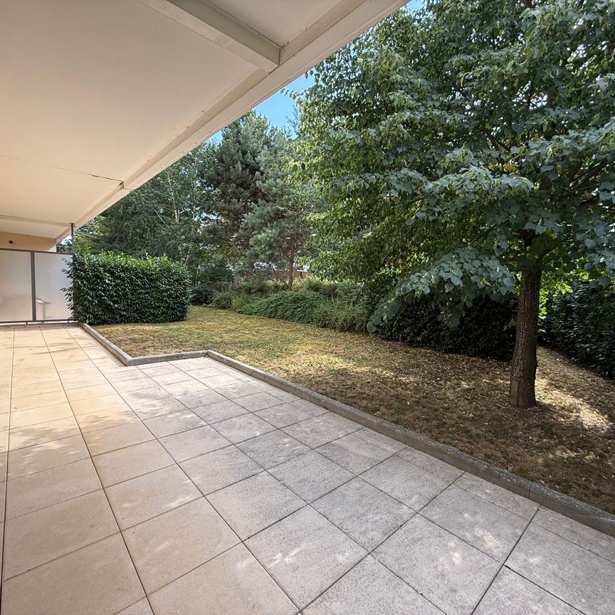 Location Appartement 3 pièces 70m² - Photo 1