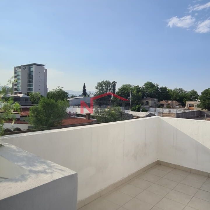 CASA EN RENTA CON 16 PANELES SOLARES EN SAN AGUSTIN - Foto 1