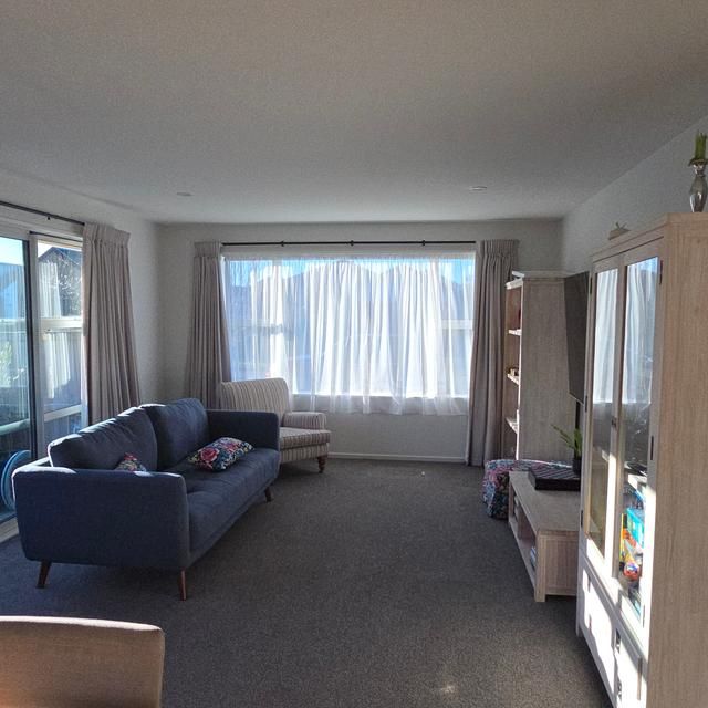 4 Bedroom family home for rent! - Photo 1