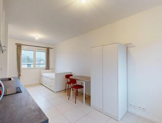 Location Appartement 1 pièces 29 m2 à Noisy-le-Grand - Photo 2