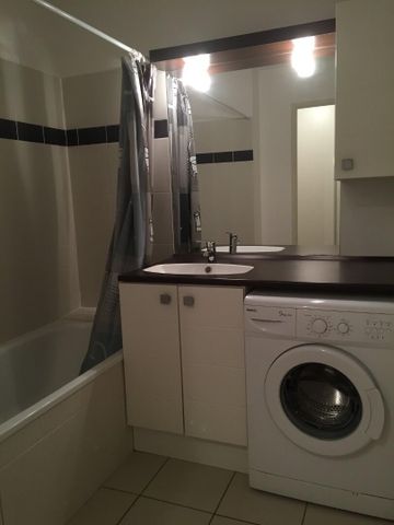 location Appartement T1 DE 27.07m² À ST LAURENT DE LA SALANQU - Photo 3
