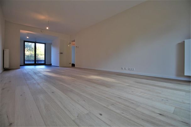 Roger Allemand - Photo 1