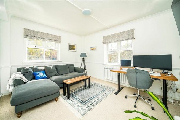 Milk Yard, Wapping, E1W - Photo 1