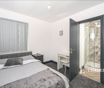 1 bedroom property to rent Medway Walk, Wigan, Greater Manchester, WN5 - Photo 5