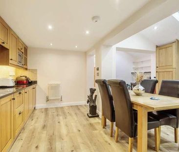 Maidenhead, Berkshire, SL6 - Photo 6