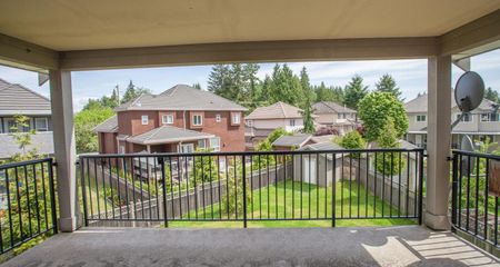 Surrey Fraser Heights 4 bedroom house for rent on Quiet Inner Street (Surrey) - Photo 4