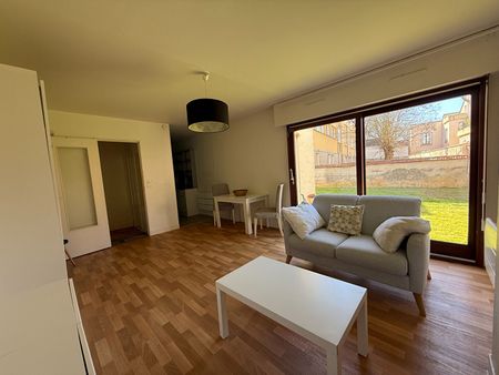 Location Appartement 1 pièce 29m² - Photo 4