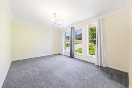 OXLEY VALE - Three Bedroom Home - Photo 5