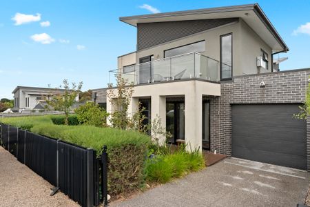 Fantastic Family Home on First - Photo 5