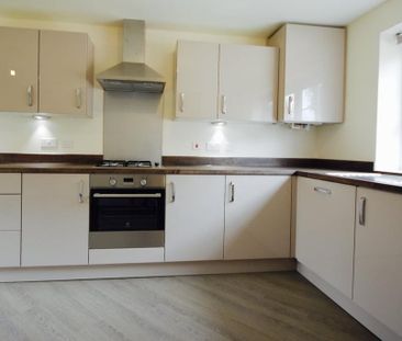 3 bedroom detached house to rent - Photo 4