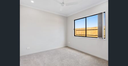 4 BEDROOM MODERN HOME WITH LARGE REAR YARD!!! RENT $630 THEN WILL INCREASE TO $640 FROM 16 NOV 2025!! - Photo 4