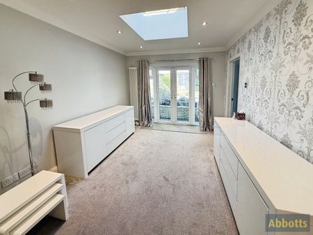 Sunnybank Close, Leigh on Sea - Photo 4