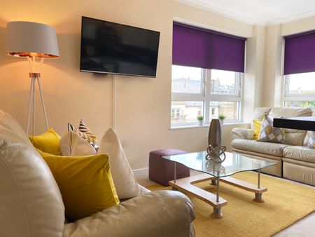 1885L - Dicksonfield, Edinburgh, EH7 5NE - Photo 3