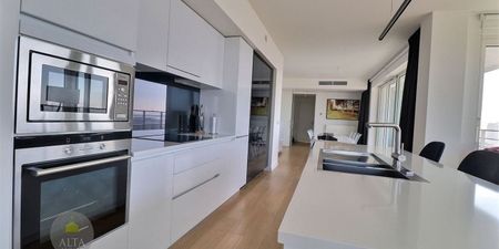 Appartement te huur in Brussel voor € 2.250 met 3 slaapkamers - Photo 2