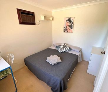 Scarborough - Photo 4