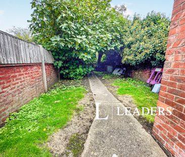 1 bedroom mid-terrace to rent West Parade - Photo 6