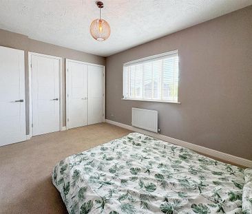 4 bedroom detached house to rent - Photo 6