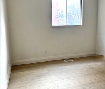 For Lease - 115 Torrens Avenue Unit# Main & Lower, Toronto, Ontario - Photo 6